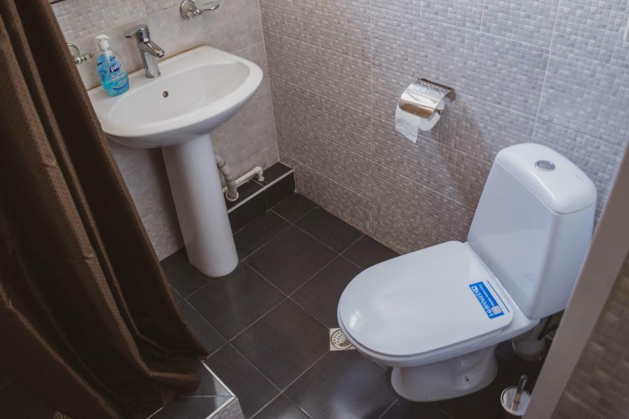 Guest House Kavtarashvili 38 カズベギ エクステリア 写真
