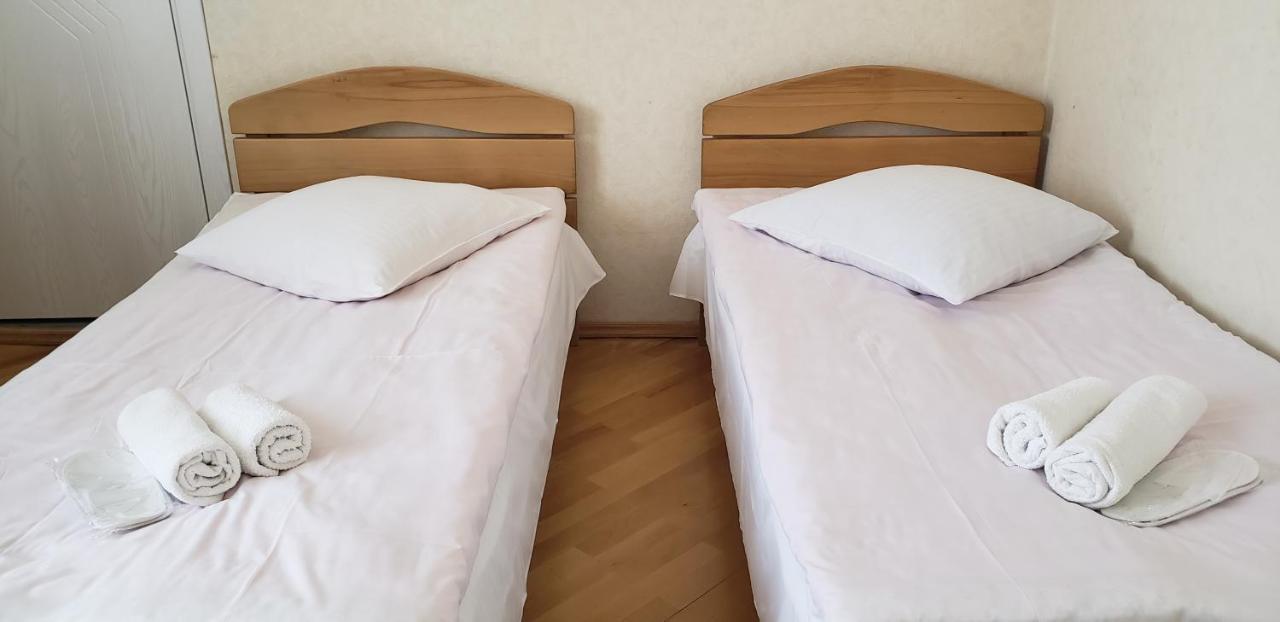 Guest House Kavtarashvili 38 カズベギ エクステリア 写真